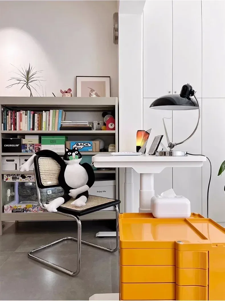 מנורת שולחן באוהאוס כרום מתכווננת