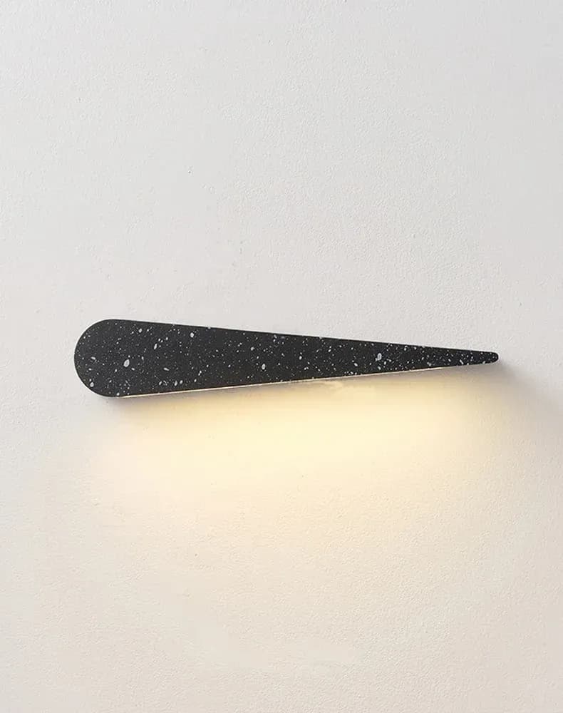 מנורת קיר לד כפולת הארה לחדר שינה