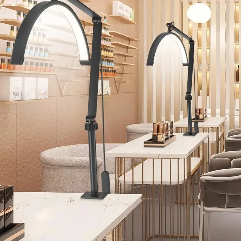 מנורת לד חצי ירח מקצועית לעמדת איפור