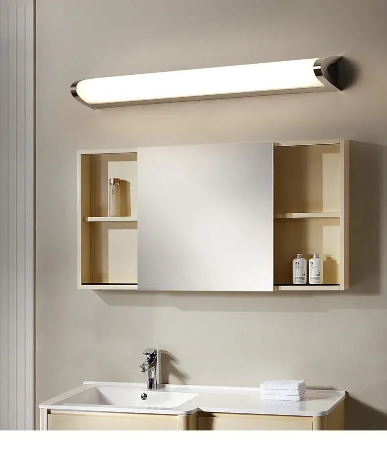 מנורת מראה לד אלומיניום כסופה לאמבטיה