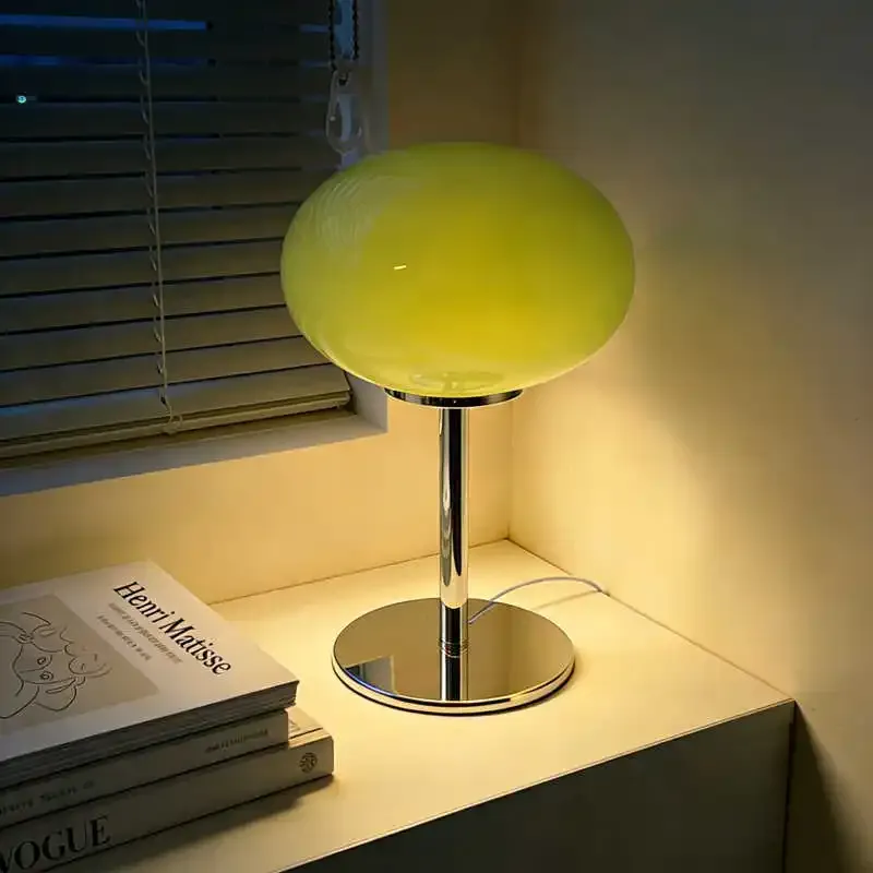 מנורת שולחן נורדית זכוכית עם עמעום במגע