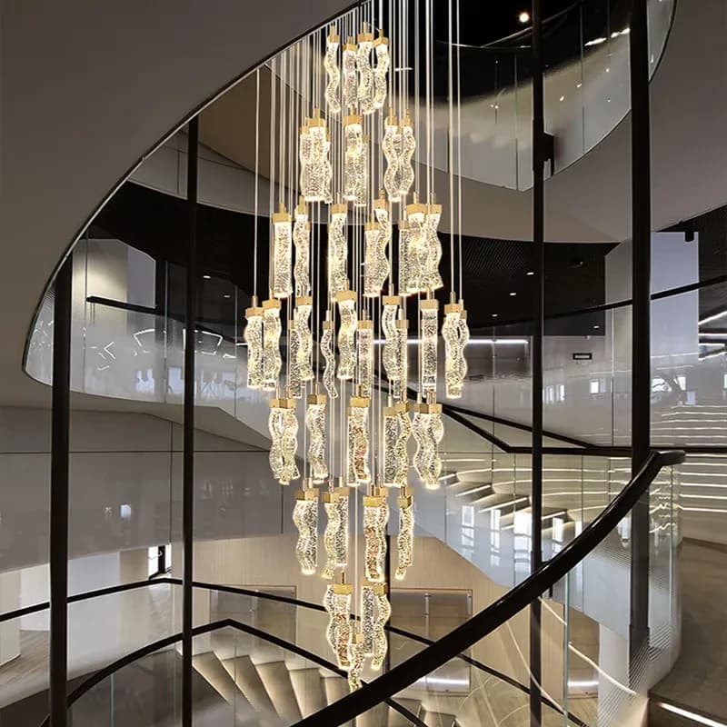 נברשת קריסטל רב ראשית בסגנון נורדי