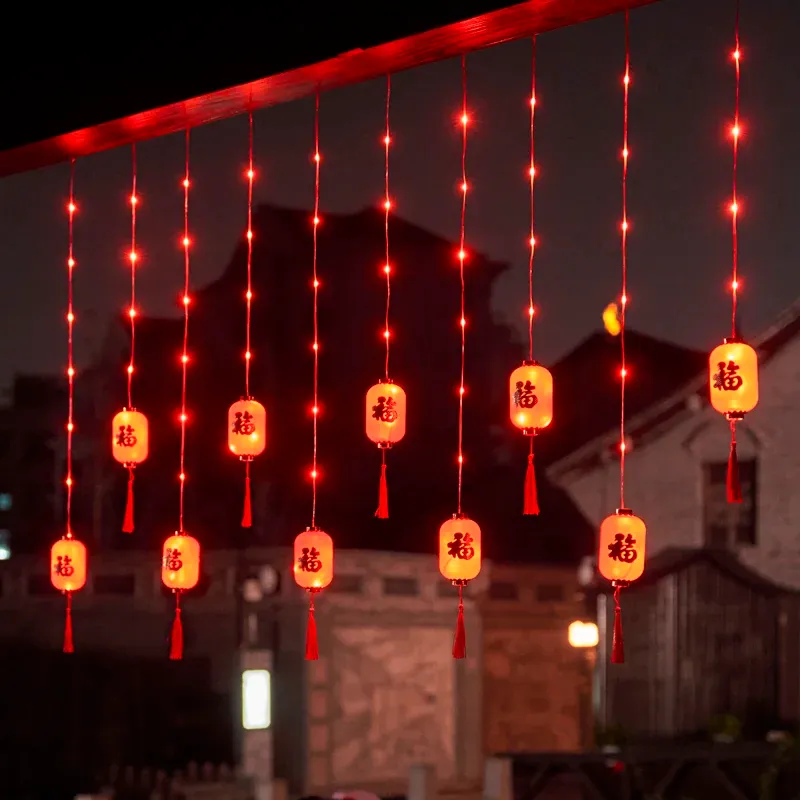 שרשרת פנסי נייר סולארית לאווירת חוץ