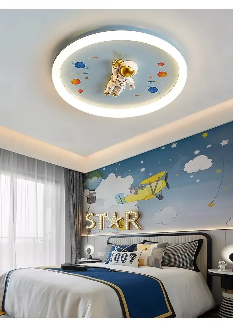 מנורת תקרה ילד חלל כחולה דימרית עם שלט