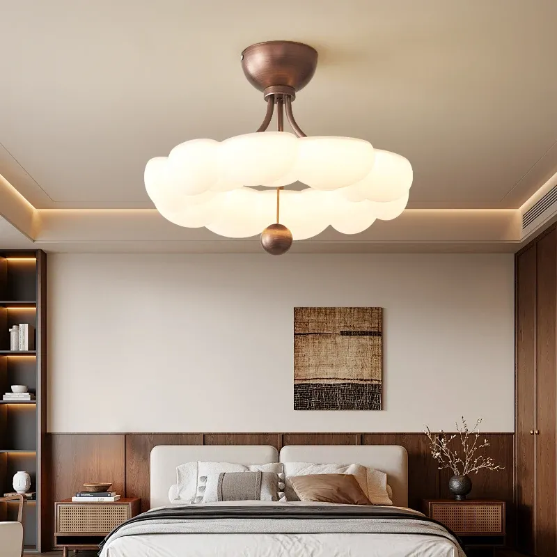 מנורת תקרה בלון עגולה מעץ ואקריליק לחדר ילדים