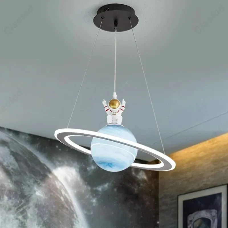 מנורת תלייה פלנטה מזכוכית עם בית נורה E27