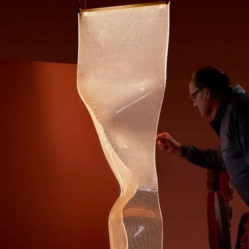 נברשת אקרילית גלית בסגנון נורדי מודרני